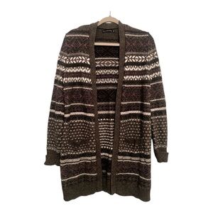 Abercrombie and Fitch Open Patterned Cardigan Size Medium
